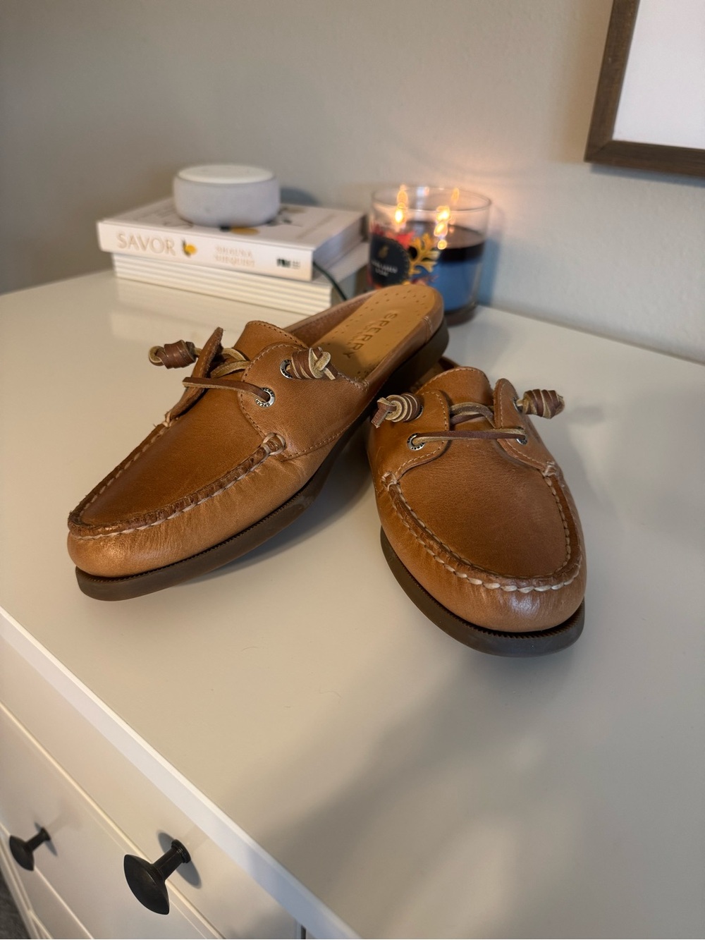Womens Sperry slip on - 8.5 excellent condition